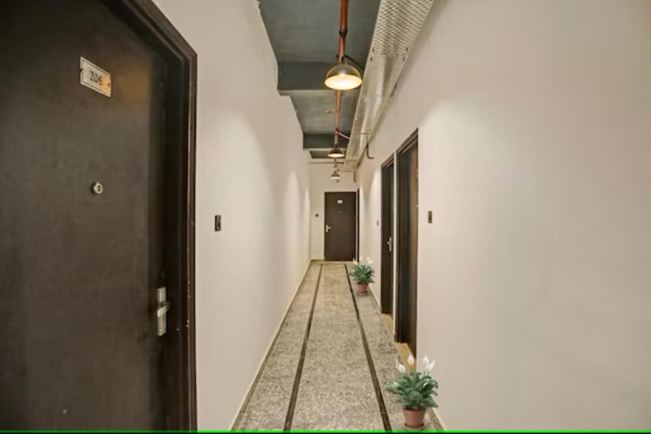 Hotel The Rasa At Vasundhara Ghaziabad Exteriör bild